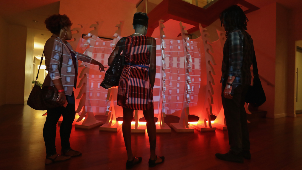 Experiences & Installations